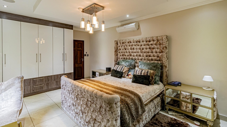 To Let 4 Bedroom Property for Rent in Roodekrans Ext 9 Gauteng