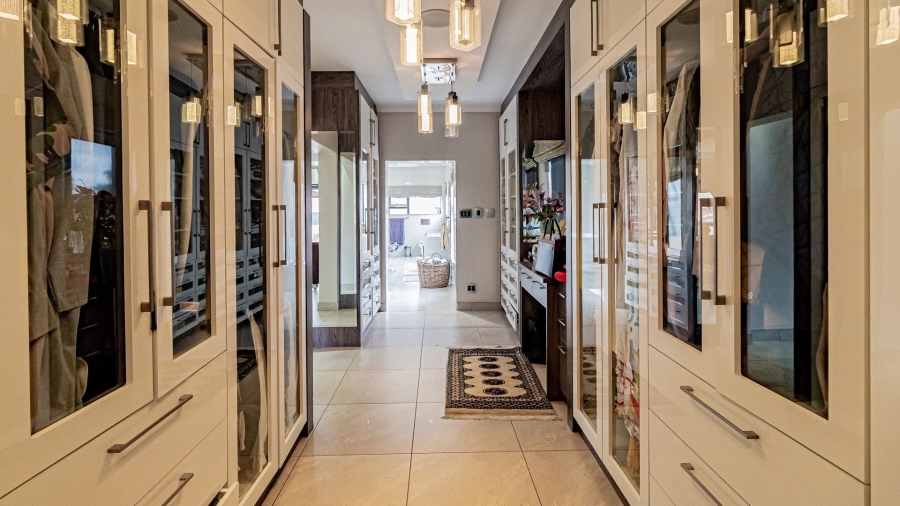 To Let 4 Bedroom Property for Rent in Roodekrans Ext 9 Gauteng