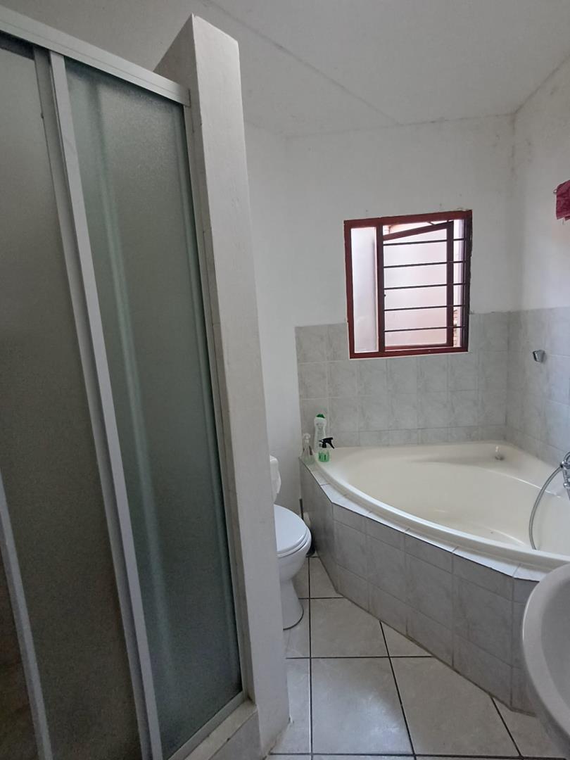 To Let 3 Bedroom Property for Rent in Northwold Gauteng