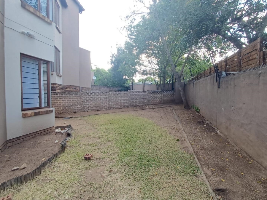To Let 3 Bedroom Property for Rent in Northwold Gauteng