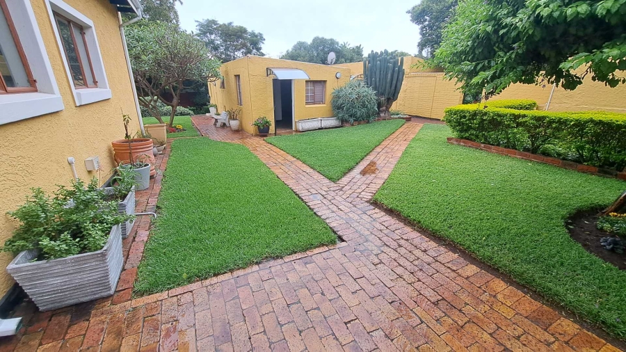 To Let 1 Bedroom Property for Rent in Ferndale Gauteng