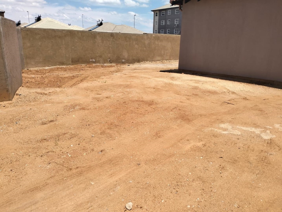 3 Bedroom Property for Sale in Clayville Gauteng