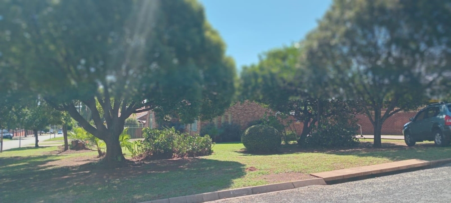 3 Bedroom Property for Sale in Eersterust Gauteng