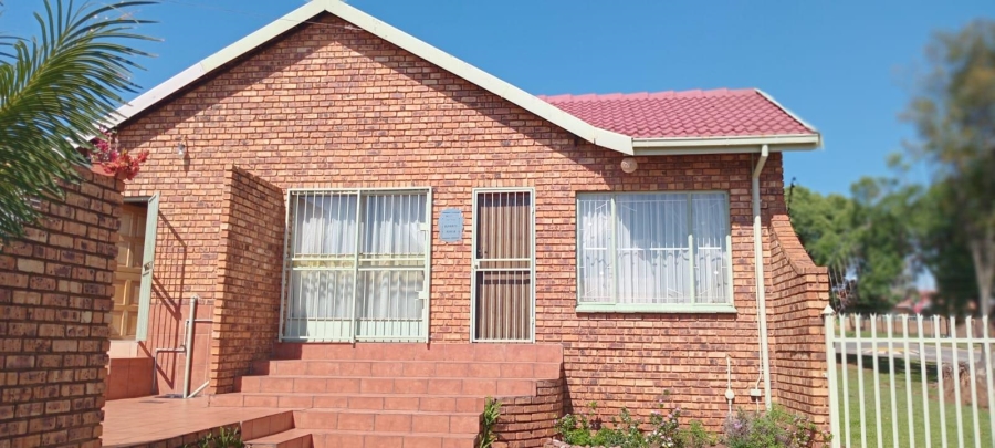 3 Bedroom Property for Sale in Eersterust Gauteng