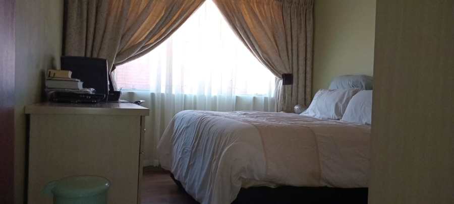 3 Bedroom Property for Sale in Eersterust Gauteng