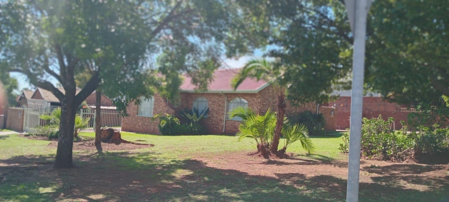 3 Bedroom Property for Sale in Eersterust Gauteng