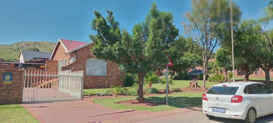 3 Bedroom Property for Sale in Eersterust Gauteng