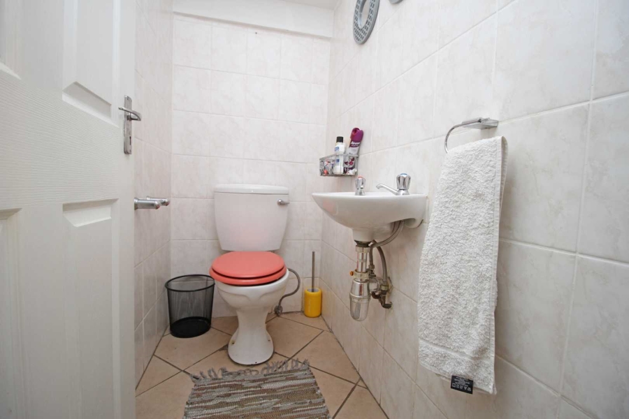 3 Bedroom Property for Sale in Greenhills Gauteng