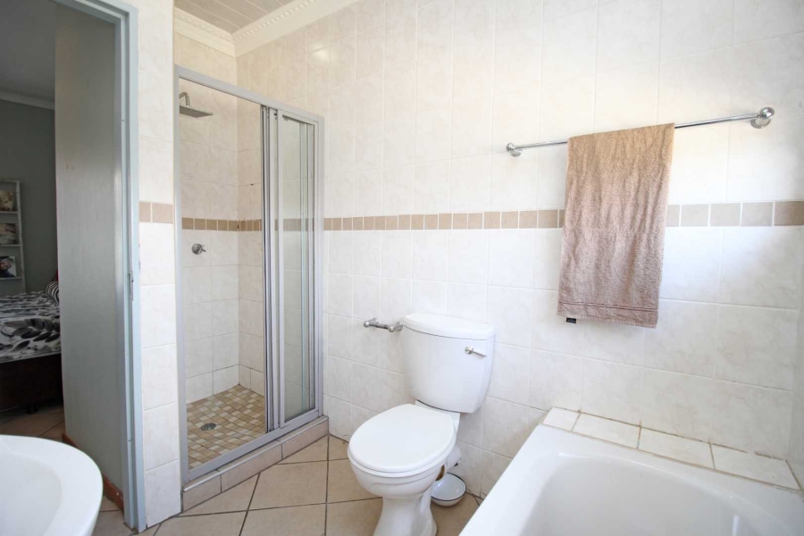 3 Bedroom Property for Sale in Greenhills Gauteng