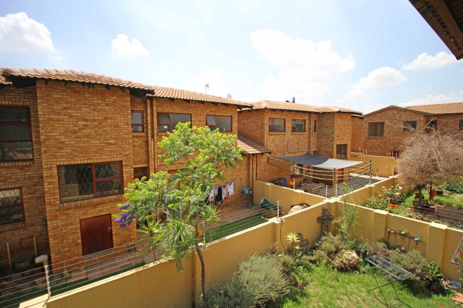 3 Bedroom Property for Sale in Greenhills Gauteng