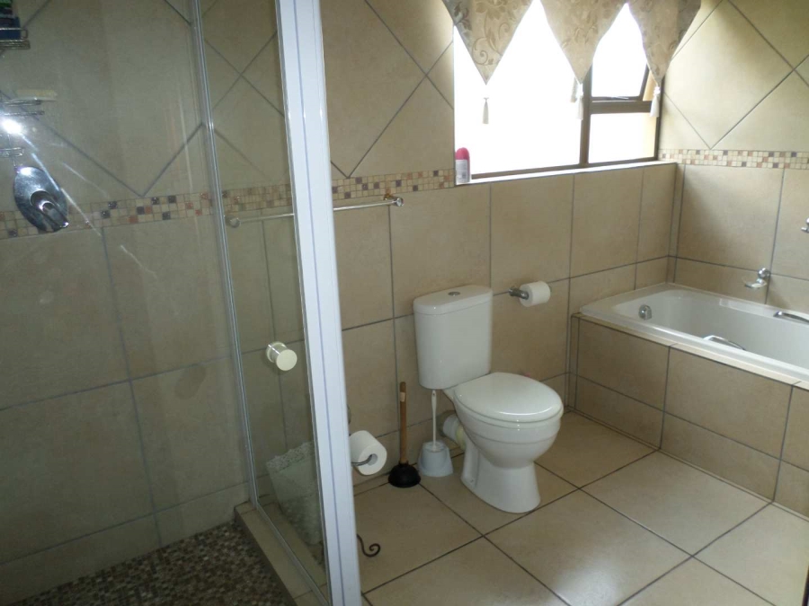 3 Bedroom Property for Sale in Brentwood Gauteng