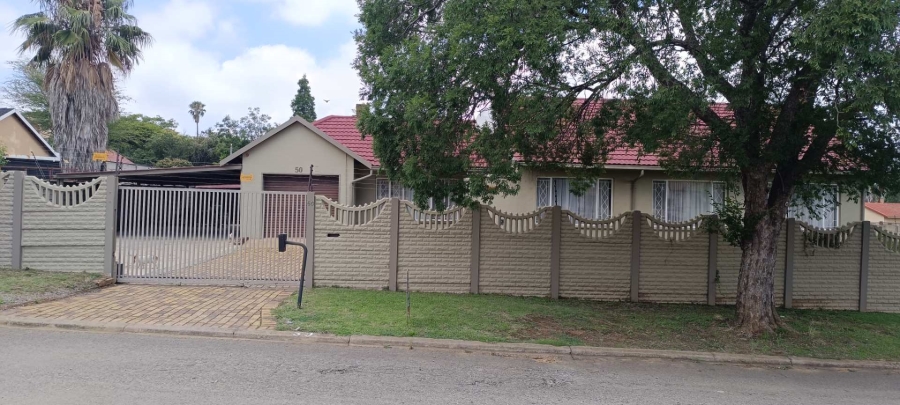 3 Bedroom Property for Sale in Norkem Park Gauteng