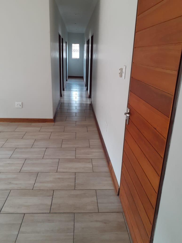 8 Bedroom Property for Sale in Kempton Park Gauteng