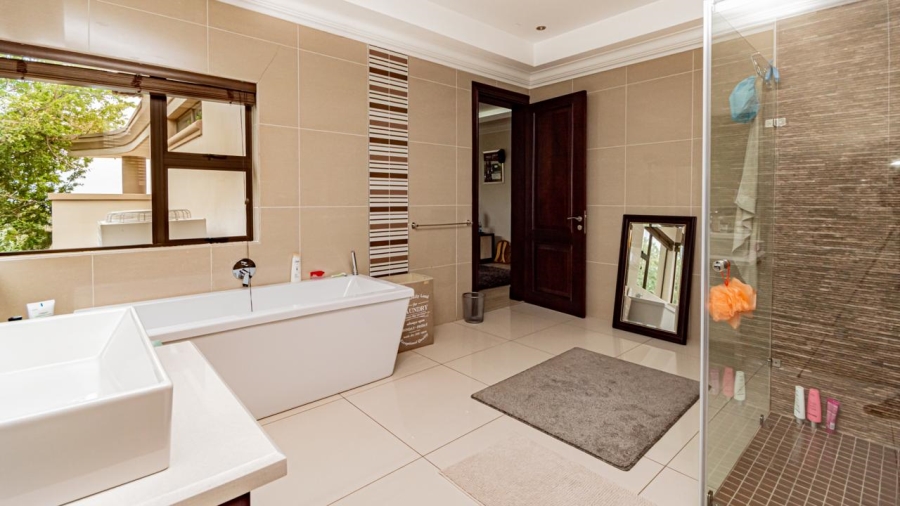 5 Bedroom Property for Sale in Meyersdal Eco Estate Gauteng