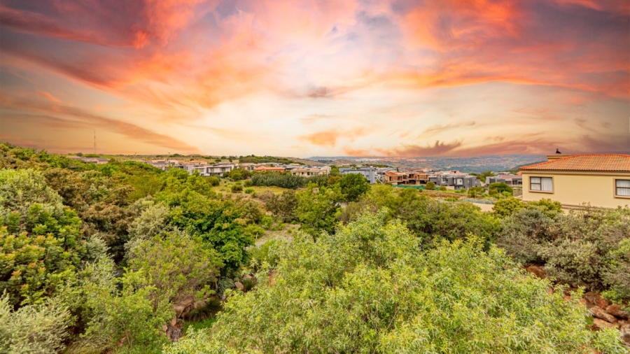 5 Bedroom Property for Sale in Meyersdal Eco Estate Gauteng