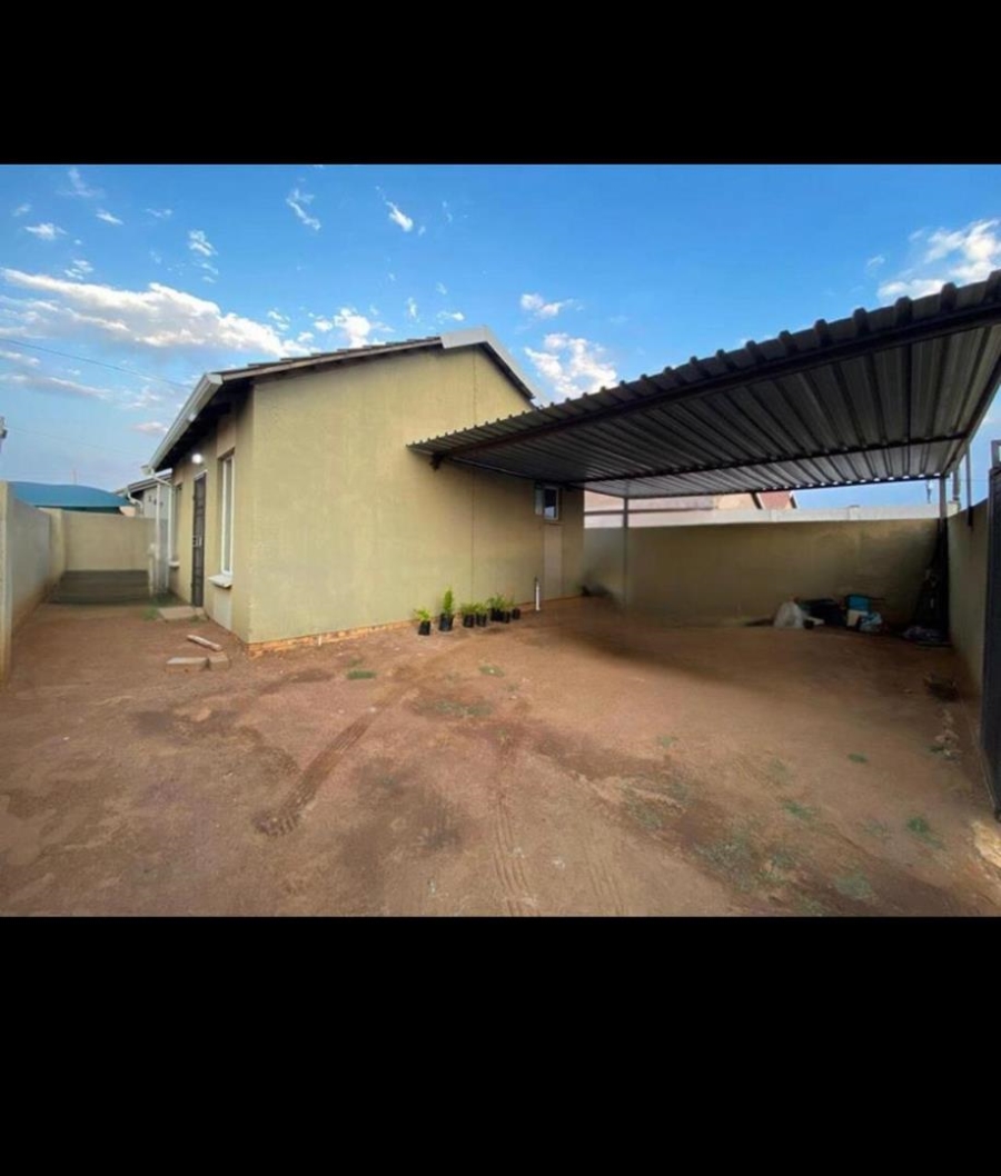 2 Bedroom Property for Sale in Savanna City Gauteng