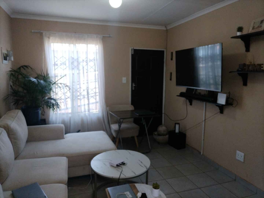 2 Bedroom Property for Sale in Savanna City Gauteng