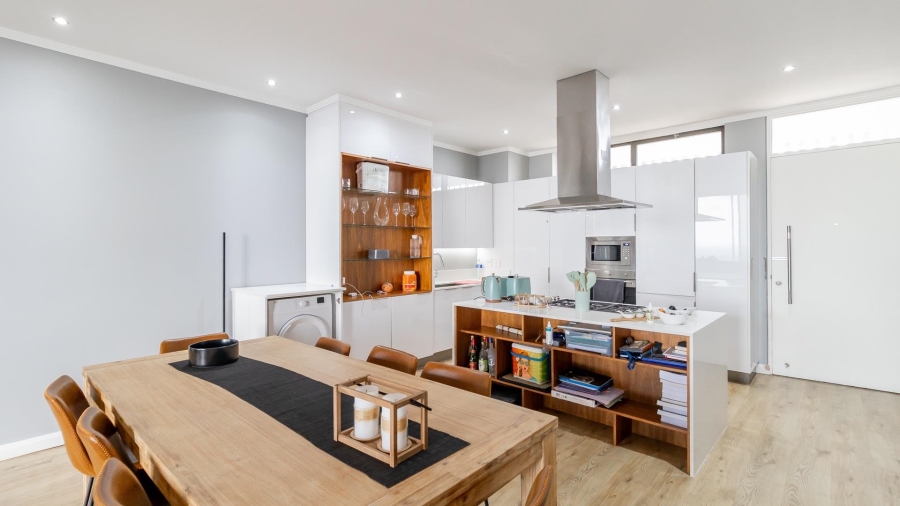 To Let 3 Bedroom Property for Rent in Sandton Central Gauteng