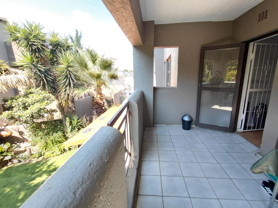 2 Bedroom Property for Sale in Lakefield Gauteng