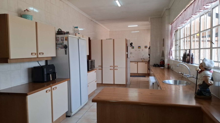 4 Bedroom Property for Sale in Randhart Gauteng