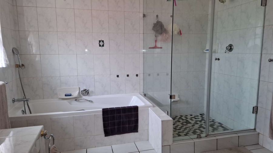 4 Bedroom Property for Sale in Randhart Gauteng