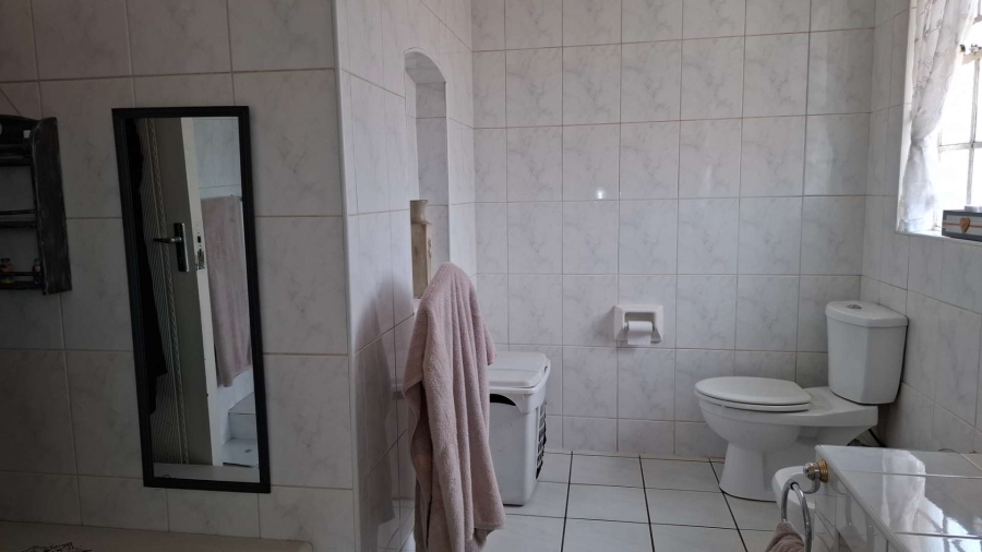 4 Bedroom Property for Sale in Randhart Gauteng