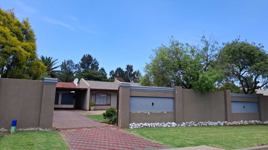 To Let 3 Bedroom Property for Rent in Albertsdal Gauteng