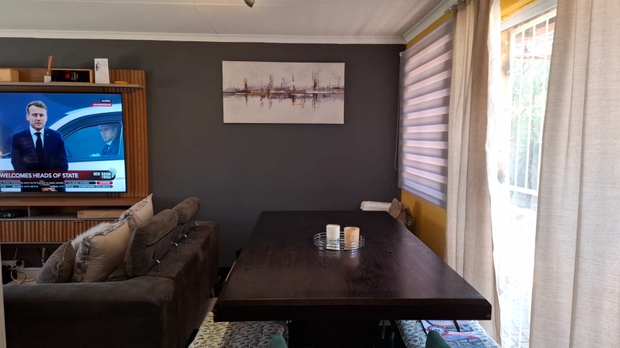 To Let 3 Bedroom Property for Rent in Albertsdal Gauteng