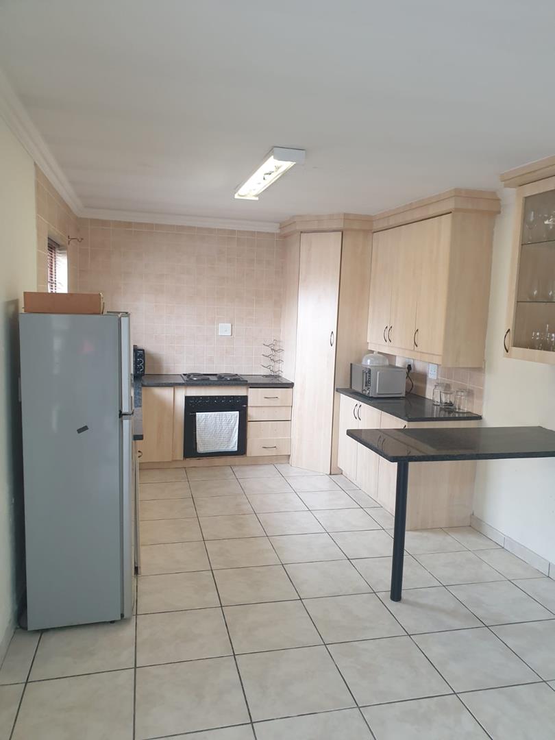 3 Bedroom Property for Sale in Sonneveld Gauteng