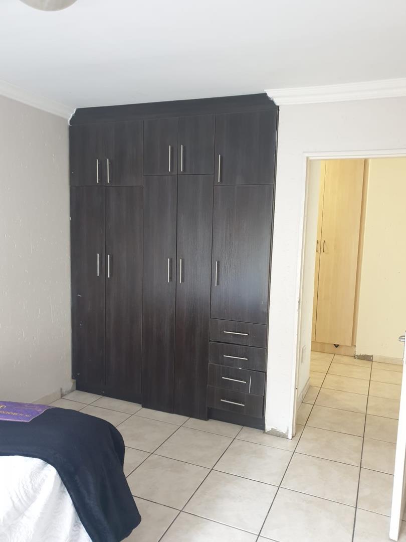 3 Bedroom Property for Sale in Sonneveld Gauteng