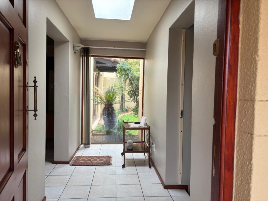 2 Bedroom Property for Sale in Halfway Gardens Gauteng
