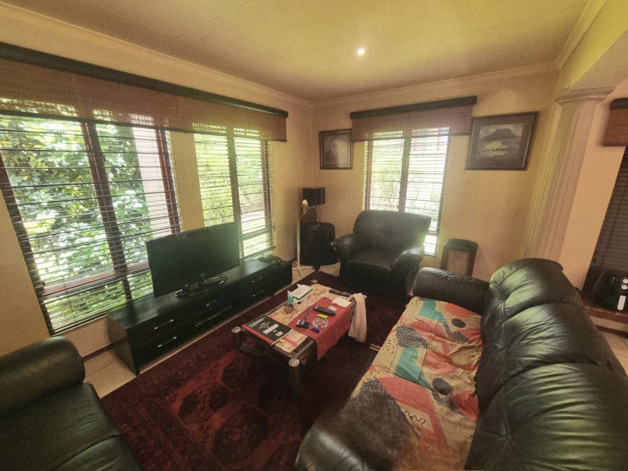 2 Bedroom Property for Sale in Halfway Gardens Gauteng