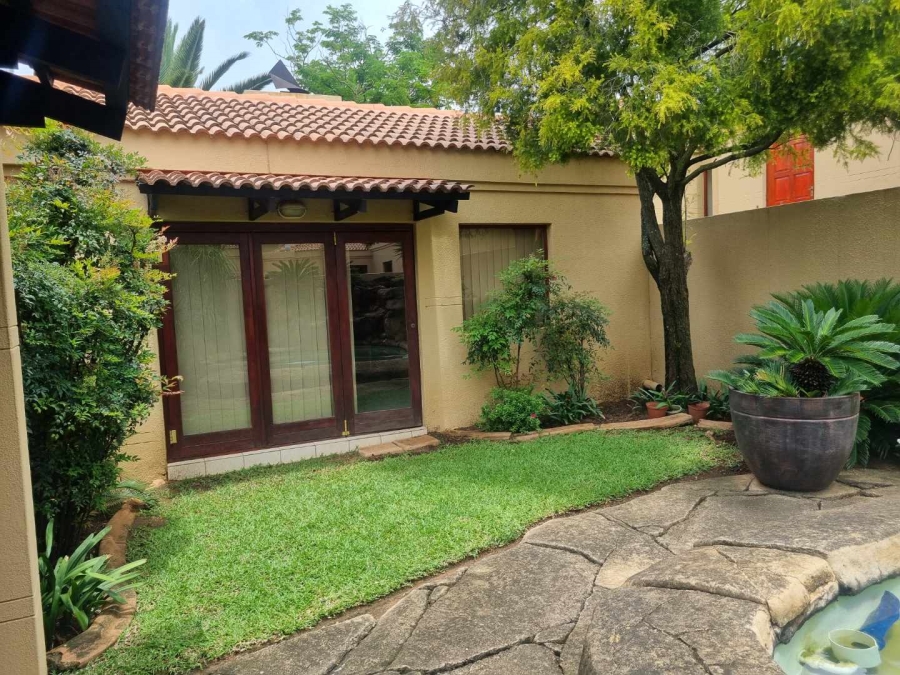 2 Bedroom Property for Sale in Halfway Gardens Gauteng