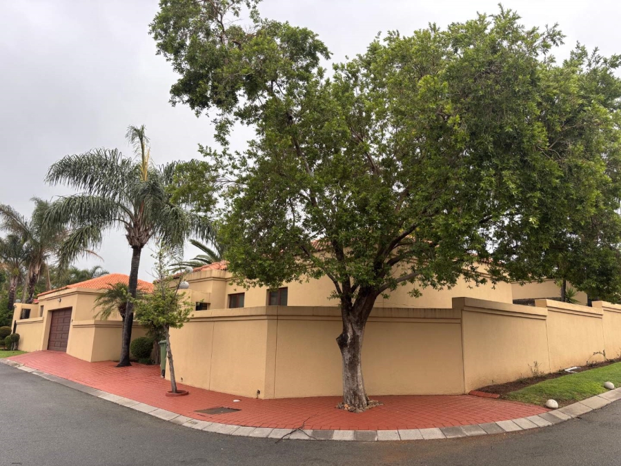 2 Bedroom Property for Sale in Halfway Gardens Gauteng