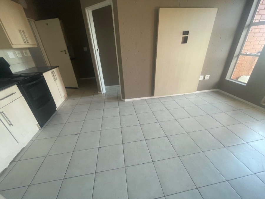 To Let 2 Bedroom Property for Rent in Kempton Park Proper Gauteng