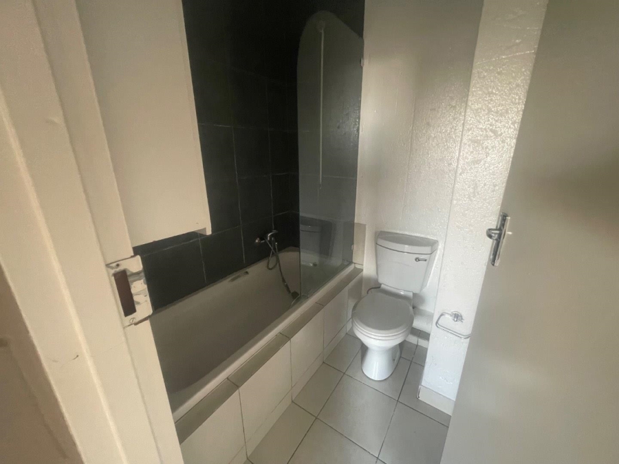 To Let 2 Bedroom Property for Rent in Kempton Park Proper Gauteng