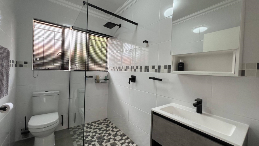 3 Bedroom Property for Sale in Highveld Gauteng