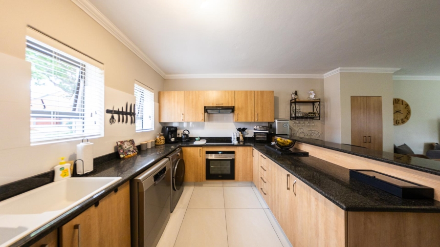 2 Bedroom Property for Sale in Heritage Hill Gauteng