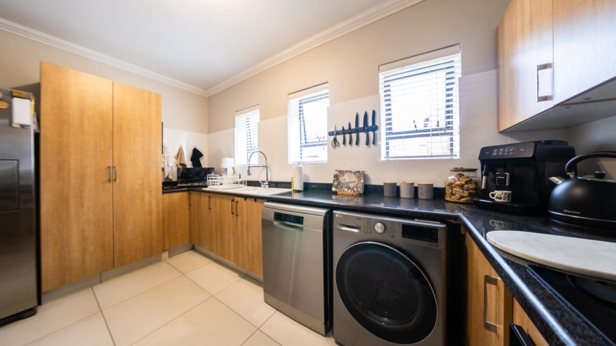 2 Bedroom Property for Sale in Heritage Hill Gauteng