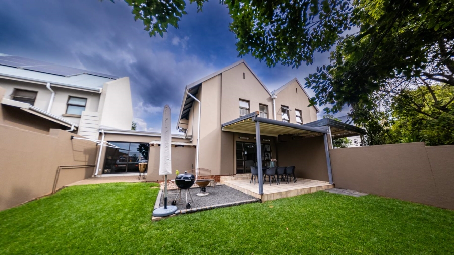 2 Bedroom Property for Sale in Heritage Hill Gauteng