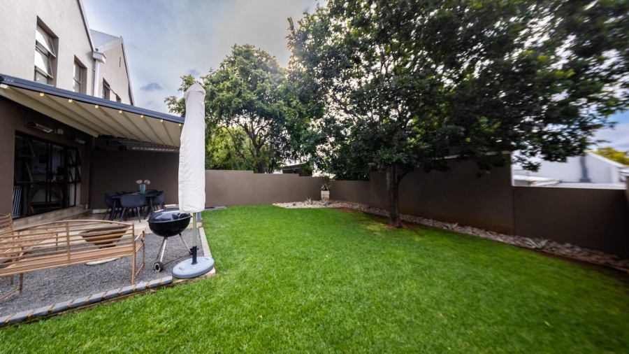 2 Bedroom Property for Sale in Heritage Hill Gauteng