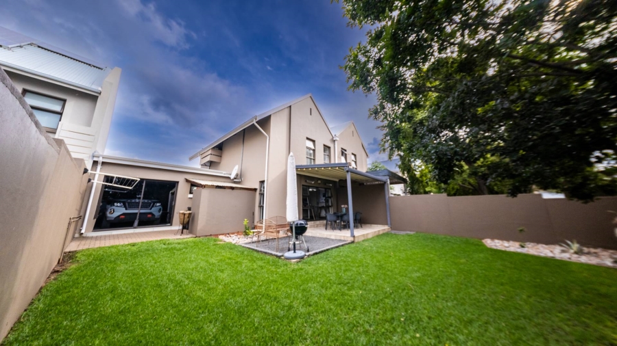 2 Bedroom Property for Sale in Heritage Hill Gauteng