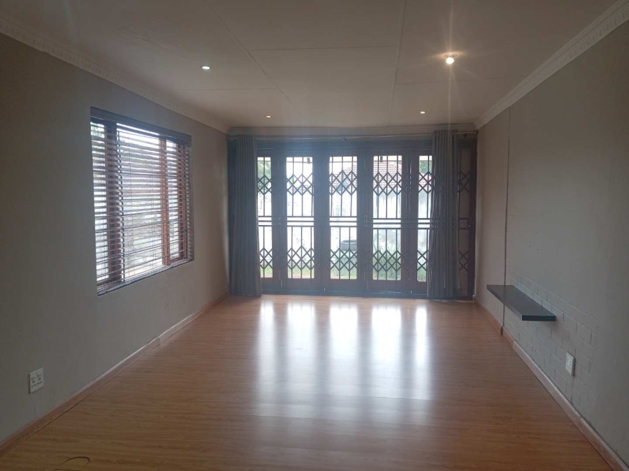 To Let 3 Bedroom Property for Rent in Highlands Gauteng