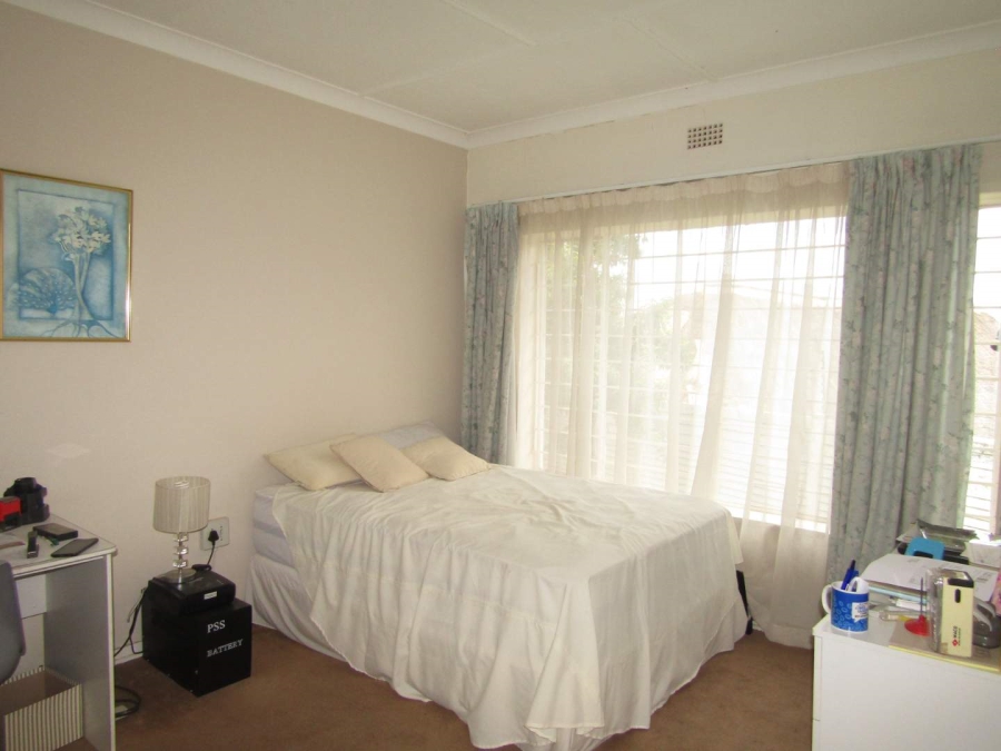 4 Bedroom Property for Sale in Linksfield Gauteng