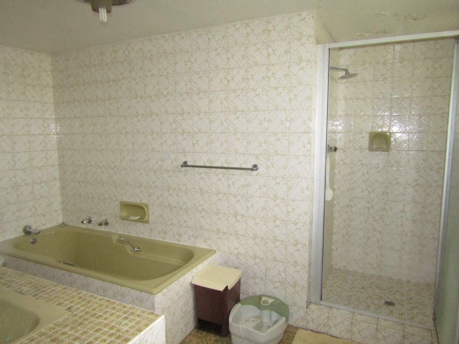 4 Bedroom Property for Sale in Linksfield Gauteng