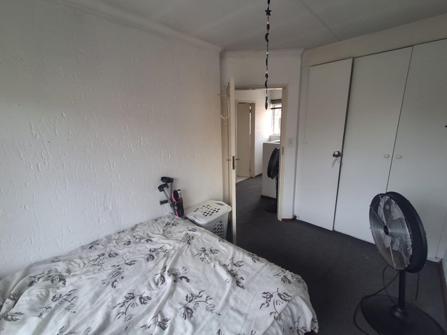 2 Bedroom Property for Sale in Glenvista Gauteng