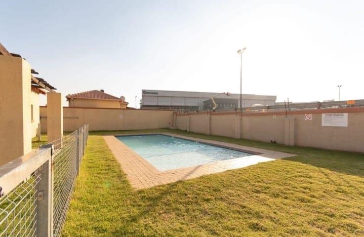 2 Bedroom Property for Sale in Ormonde Gauteng