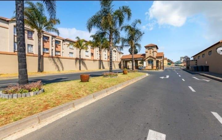 2 Bedroom Property for Sale in Ormonde Gauteng