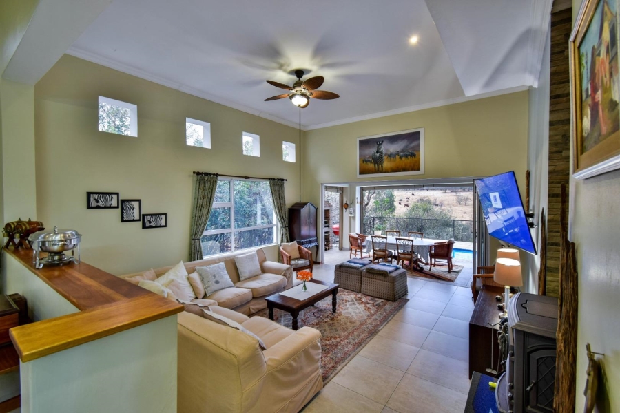 2 Bedroom Property for Sale in Zwavelpoort Gauteng