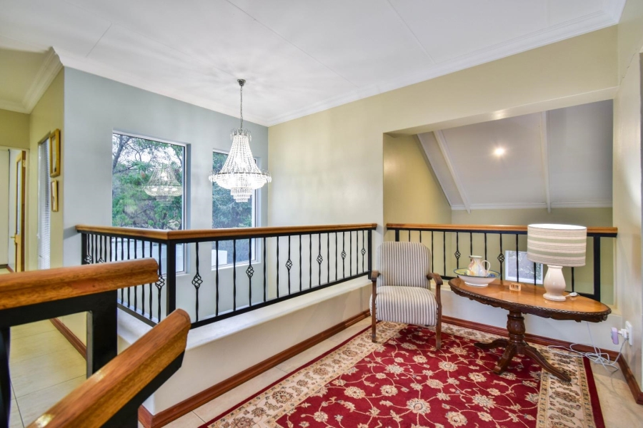 2 Bedroom Property for Sale in Zwavelpoort Gauteng